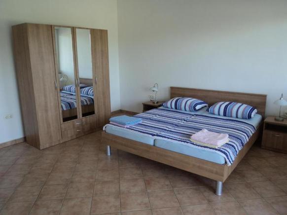 Apartments Delfini Sveti Filip i Jakov Luaran gambar