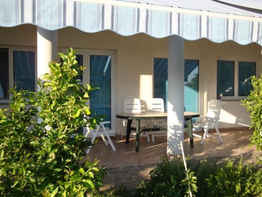 Apartments Delfini Sveti Filip i Jakov Luaran gambar