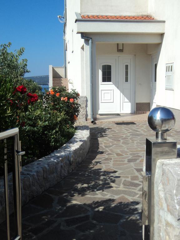 Apartments Delfini Sveti Filip i Jakov Luaran gambar